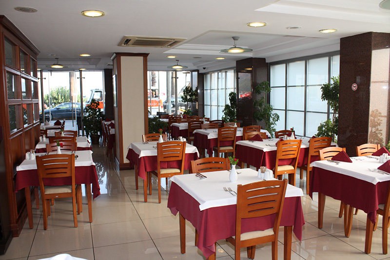 Royal Maris Hotel